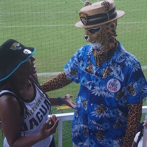 Meet your Posher, Miss